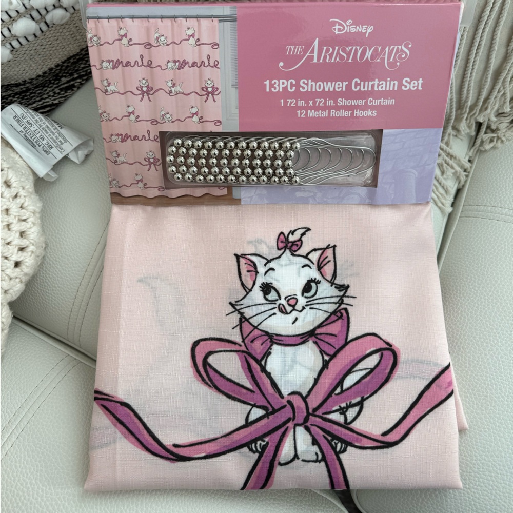 Disney Aristocats Pink Shower Curtain Set